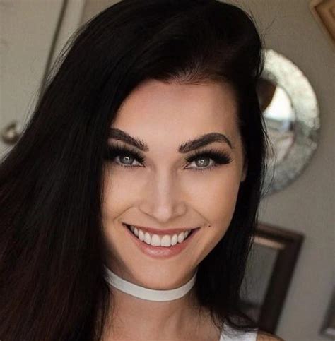 niece waidhofer net worth|Niece Waidhofer Wiki, Age, Bio, Height, Husband, Career, Net。